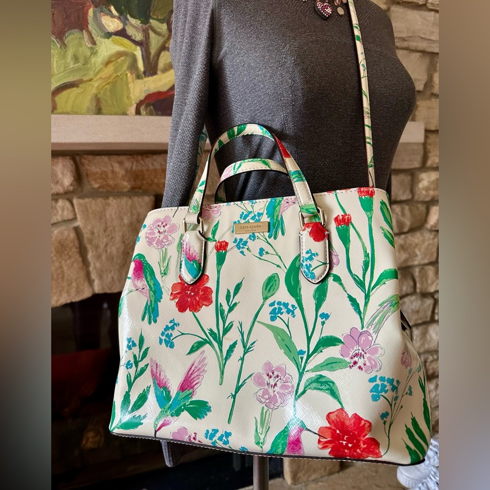 Kate spade hummingbird bag with crossbody strap